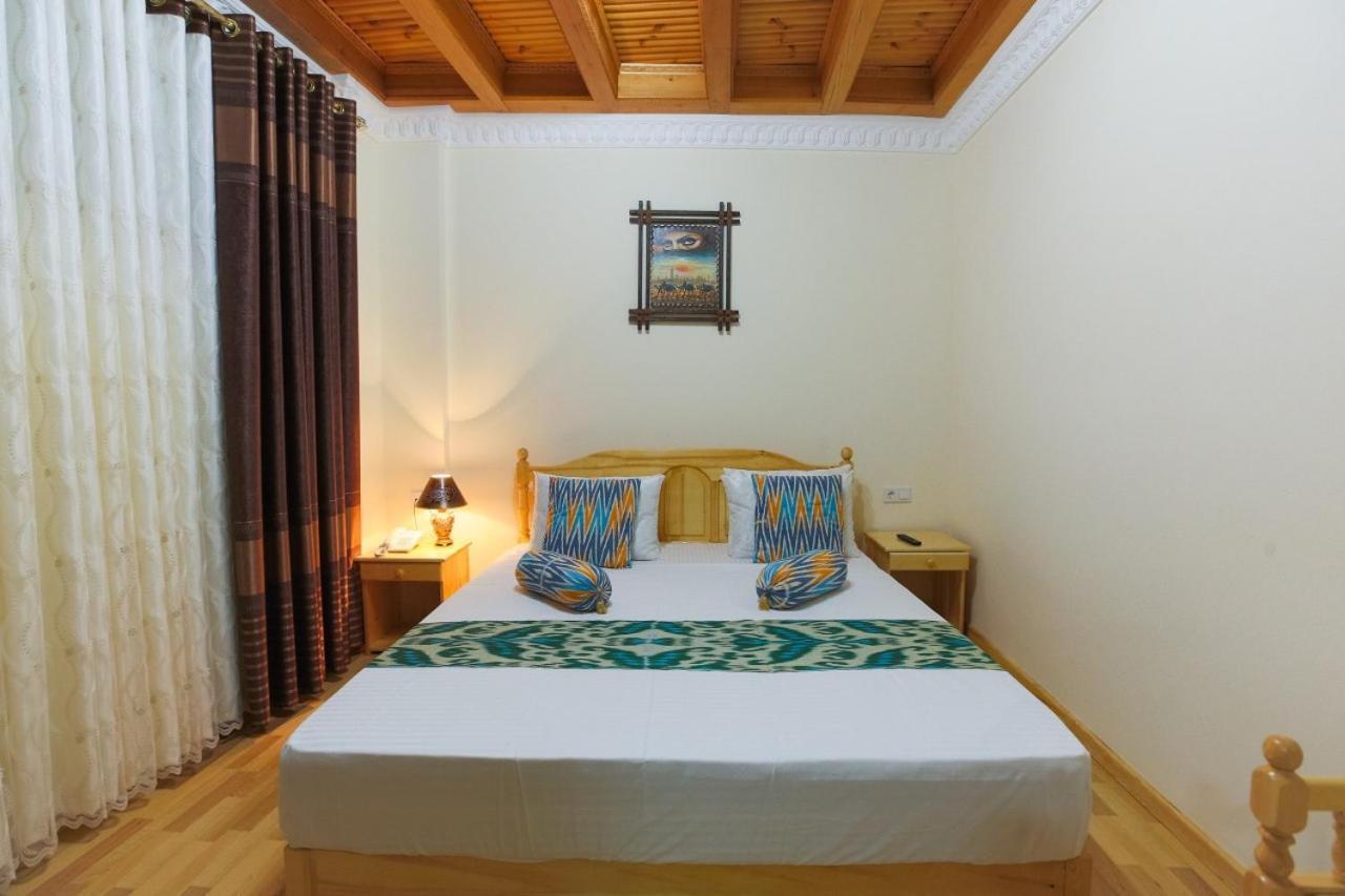 Hotel Shohrud Buhara Kültér fotó