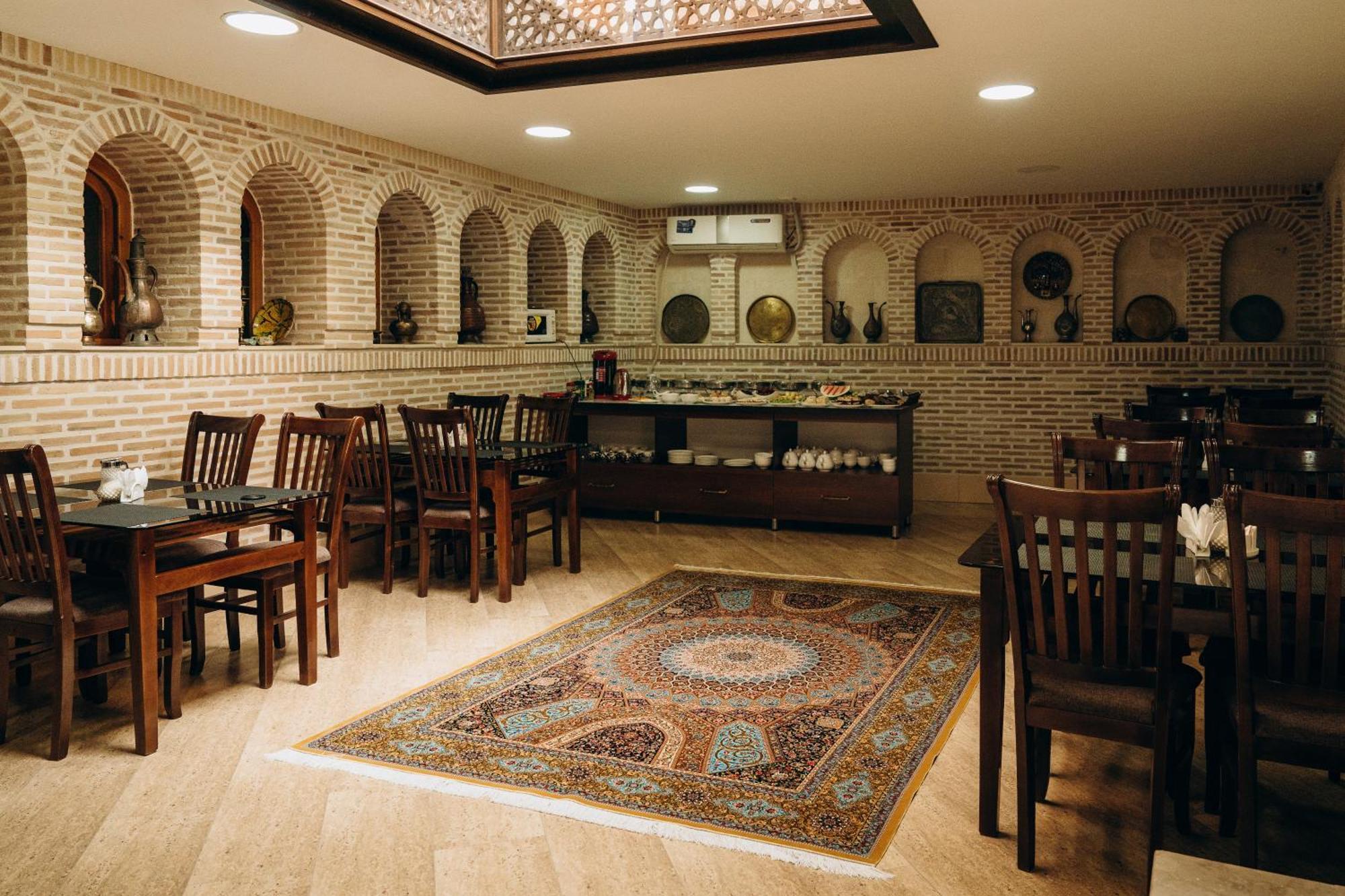 Hotel Shohrud Buhara Kültér fotó