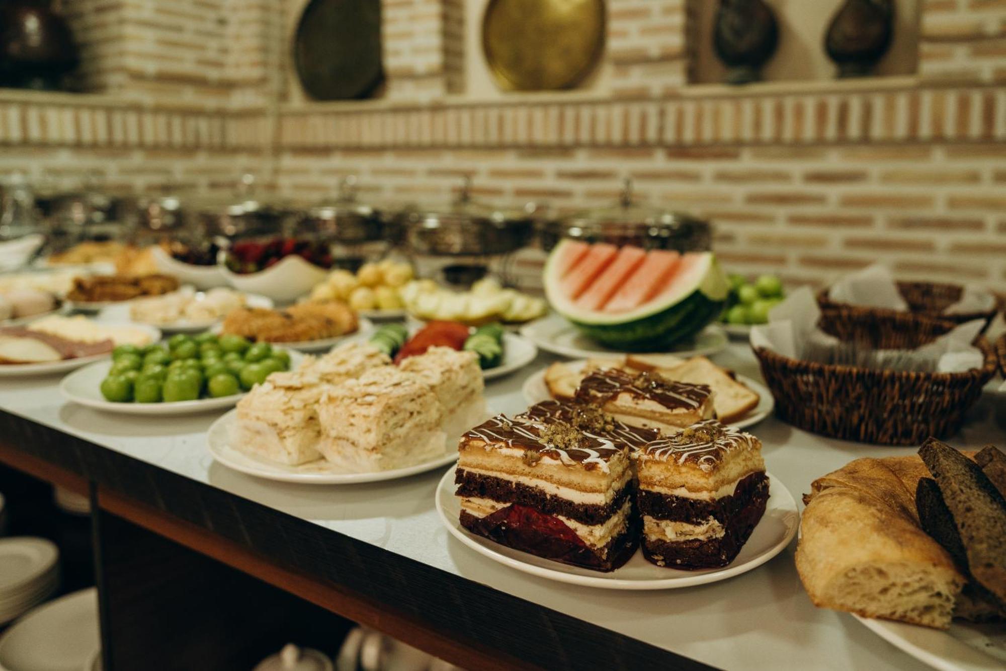Hotel Shohrud Buhara Kültér fotó